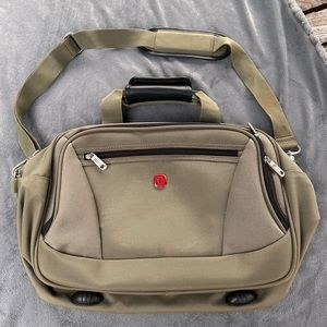 SwissGear Wenger Army Green Satchel Bag Like New